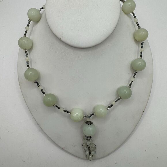 Chunky Green Stone Glass Necklace With Cluster Pendant Jadeite Boho Bohemian - Picture 4 of 8